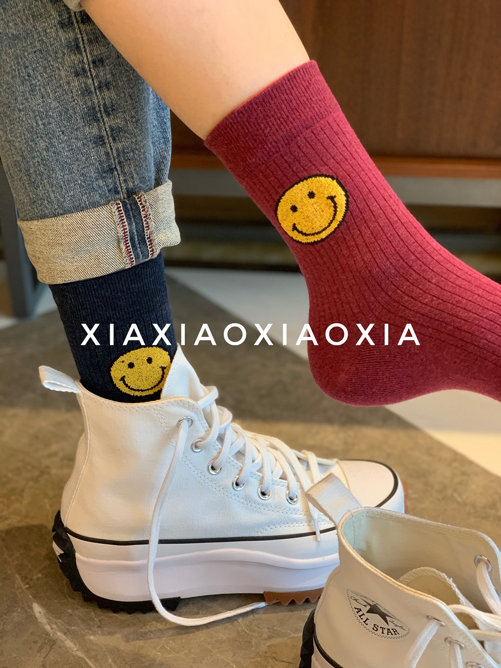 (full of five pairs) Korea imports cotton socks autumn and winter laughs face the new midcylinder fashion women's socks 35-40 both yards