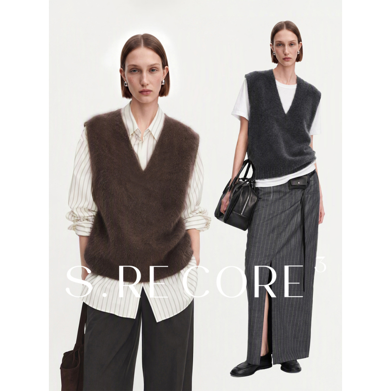 S.Recore³ Elegant Layered Cashmere and Sheep Wool V-Neck Brushed Knit Vest Women's Sleeveless Sweater Vest S.Recore³ Elegant Layered Cashmere and Sheep Wool V-Neck Brushed Knit Vest Women's Sleeveless Sweater Vest