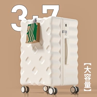 Shell White — обновленная, утолщенная и прочная модель, в комплект входит чехол + наклейки.