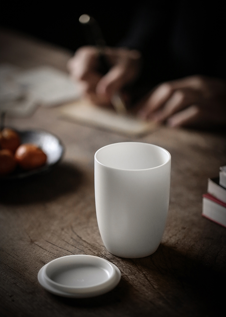 Don difference up suet jade white porcelain office ceramic tea cup water in a cup with cover men 's and women' s individual cup of the teacher 's day gifts