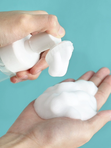 TikTok, очищающее молочко, мусс, силиконовая бутылка