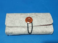 Мелкий серый