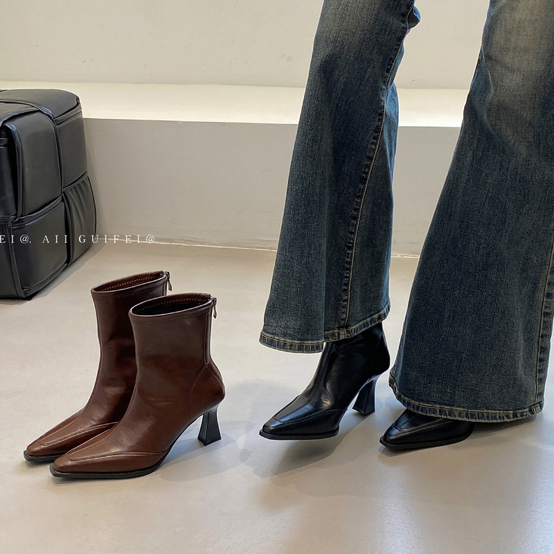 Pointed Toe Short Boots for Women, New Autumn and Winter Patent Leather Women's Boots 2026, French Style Short Boots, Thin Heel High Heels, Slim Boots Pointed Toe Short Boots for Women, New Autumn and Winter Patent Leather Women's Boots 2026, French Style Short Boots, Thin Heel High Heels, Slim Boots