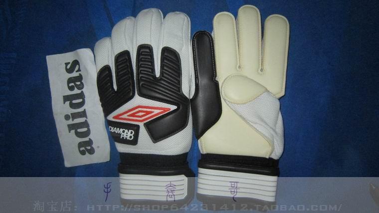 Gants de football UMBRO   - Ref 2591367 Image 10