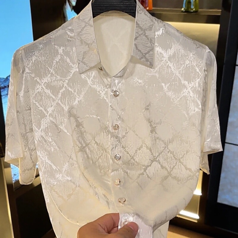 European Goods An&Lv/Angelababy 2026 Summer New Men's Short-Sleeve Shirt, Light Luxury Jacquard Ice Silk Shirt, Casual and Stylish European Goods An&Lv/Angelababy 2026 Summer New Men's Short-Sleeve Shirt, Light Luxury Jacquard Ice Silk Shirt, Casual and Stylish