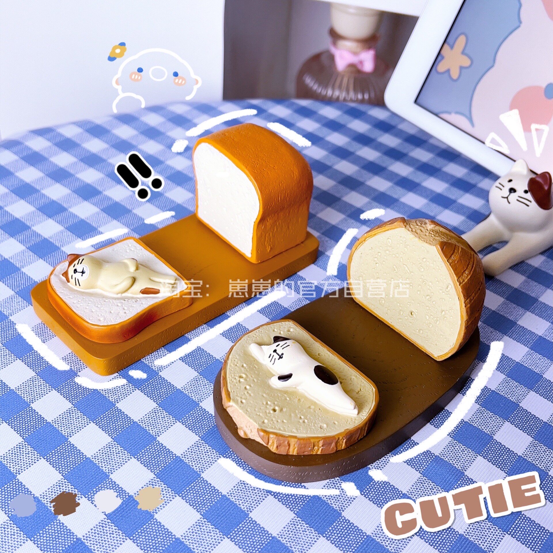 Cute mobile phone stand to accompany you to watch TV drama lazy tablet stand desktop cartoon toast cat piggy