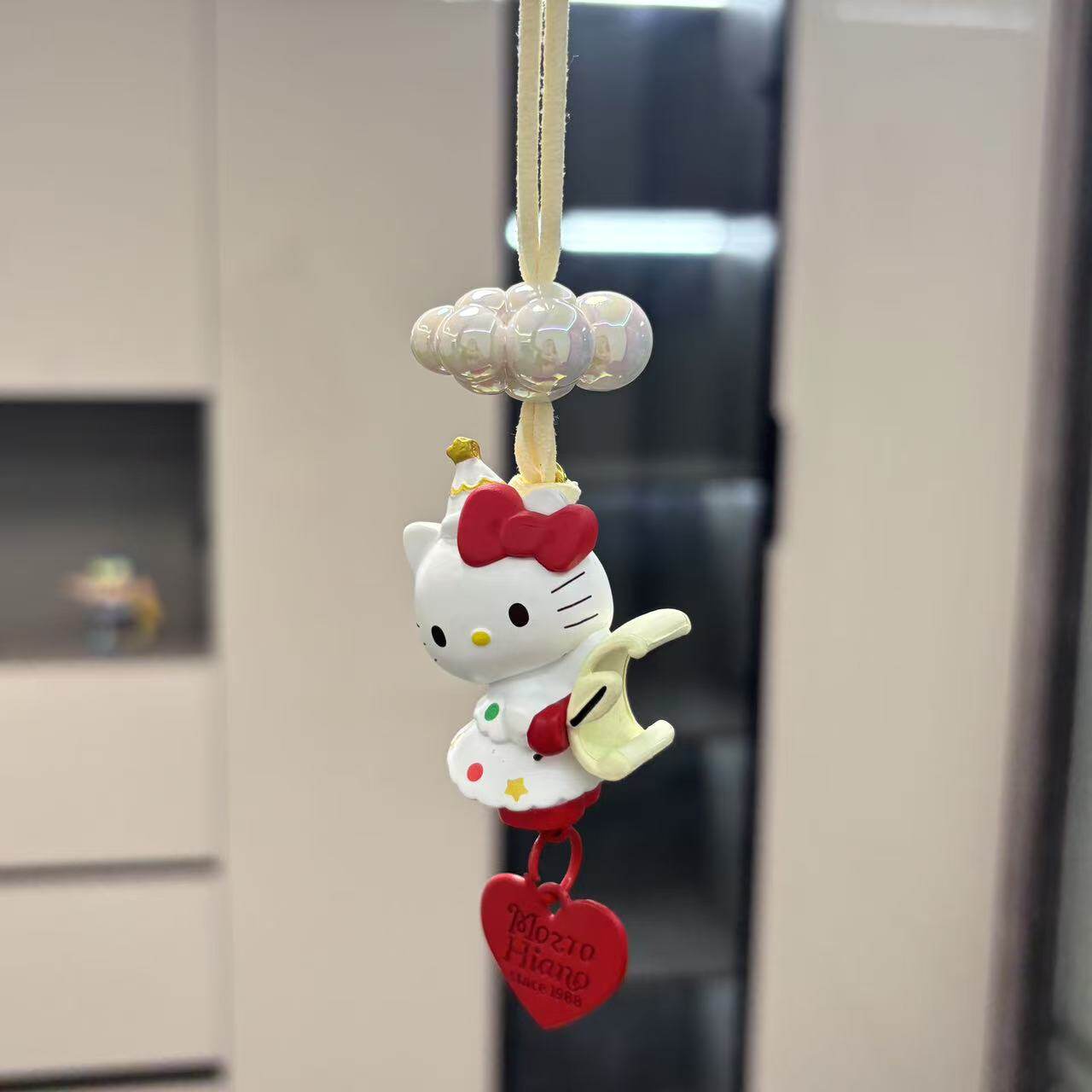 Hello Kitty挂件,让童年回忆挂上车_手办_淘宝游戏网