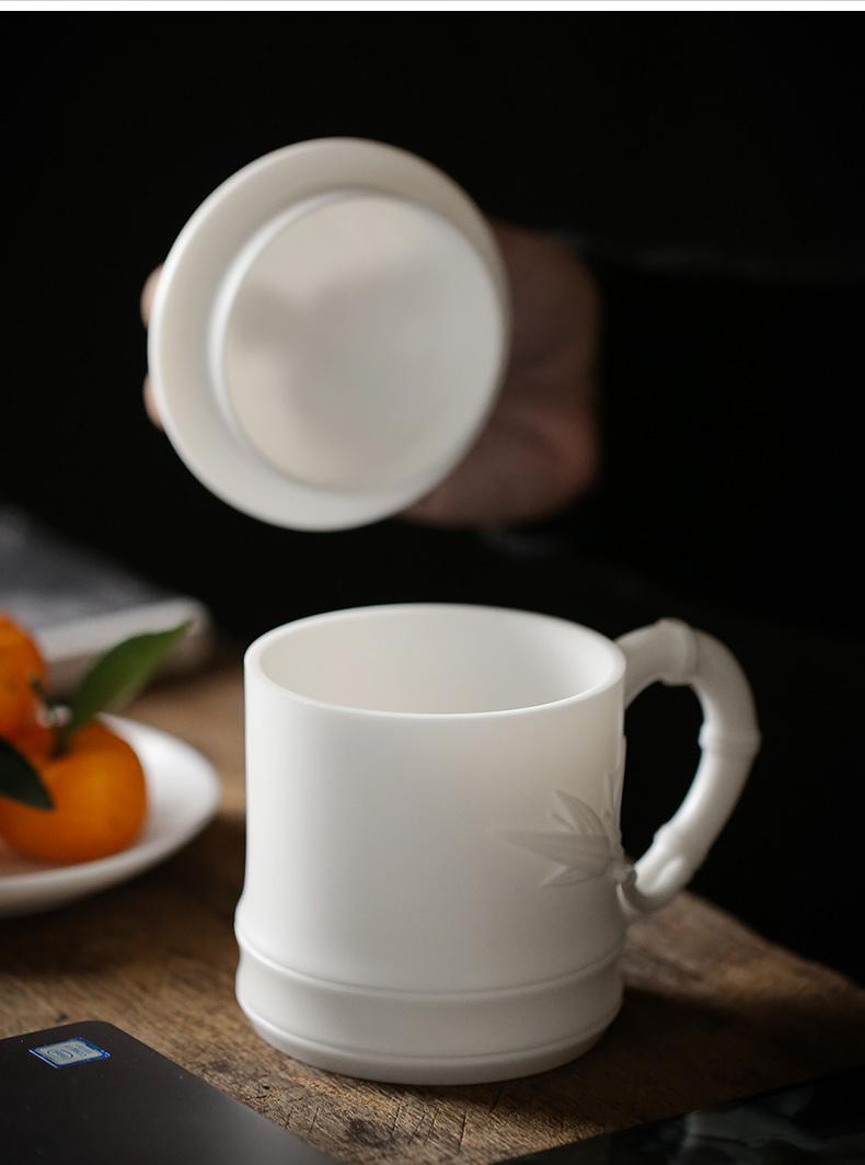 Dehua white porcelain teacup suet jade office glass ceramic tea cup and meeting the personal cup biscuit firing with the boss