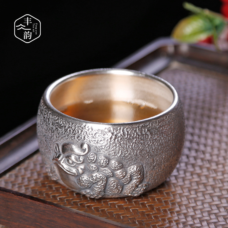 Small gold BaoLiu silver restoring ancient ways is kung fu masters cup ceramic tea cup tea sample tea cup single silver, silver tea set