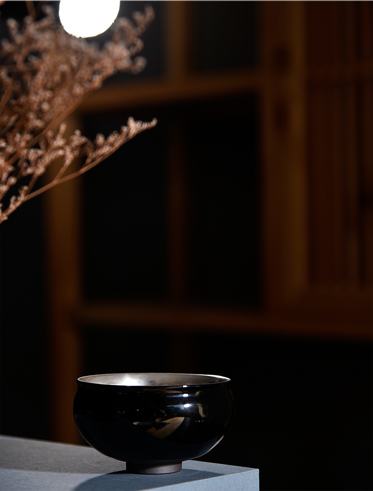 Ocean 's new black silver ancient sheng up household ceramics ru up market metrix who cup single CPU kunfu tea bowl tea set