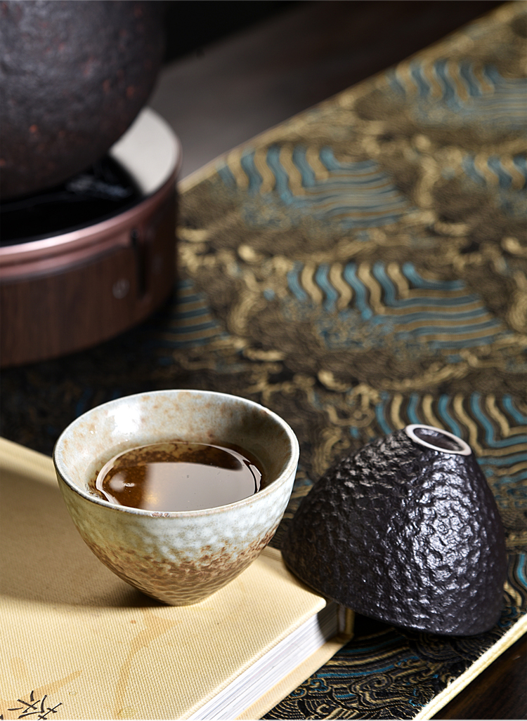 Ancient sheng up up kung fu tea cups of household ceramic sample tea cup temmoku built light tea master cup single CPU