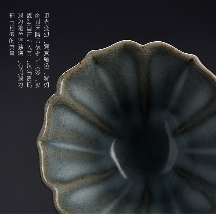 Ancient sheng up new name plum petals your porcelain tenderness CPU master cup single cup which can keep your up jingdezhen kung fu