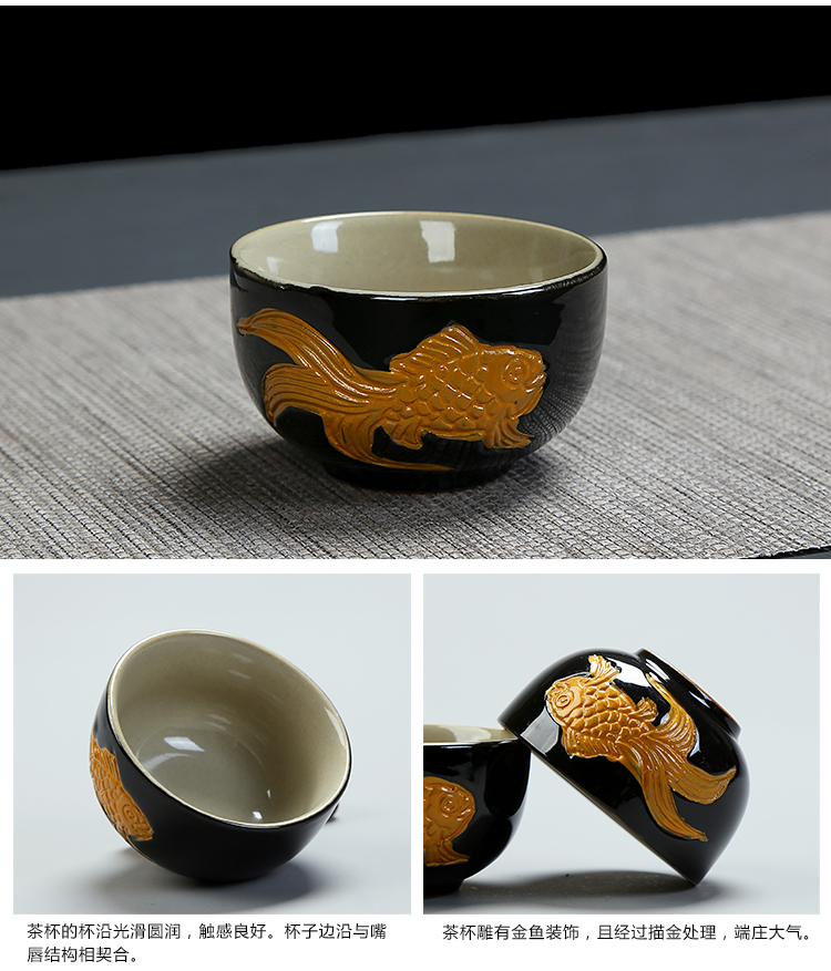 Black glaze tea antique blue and white porcelain teacup kung fu tea tea sample tea cup ceramic cups, fragrance - smelling cup in use