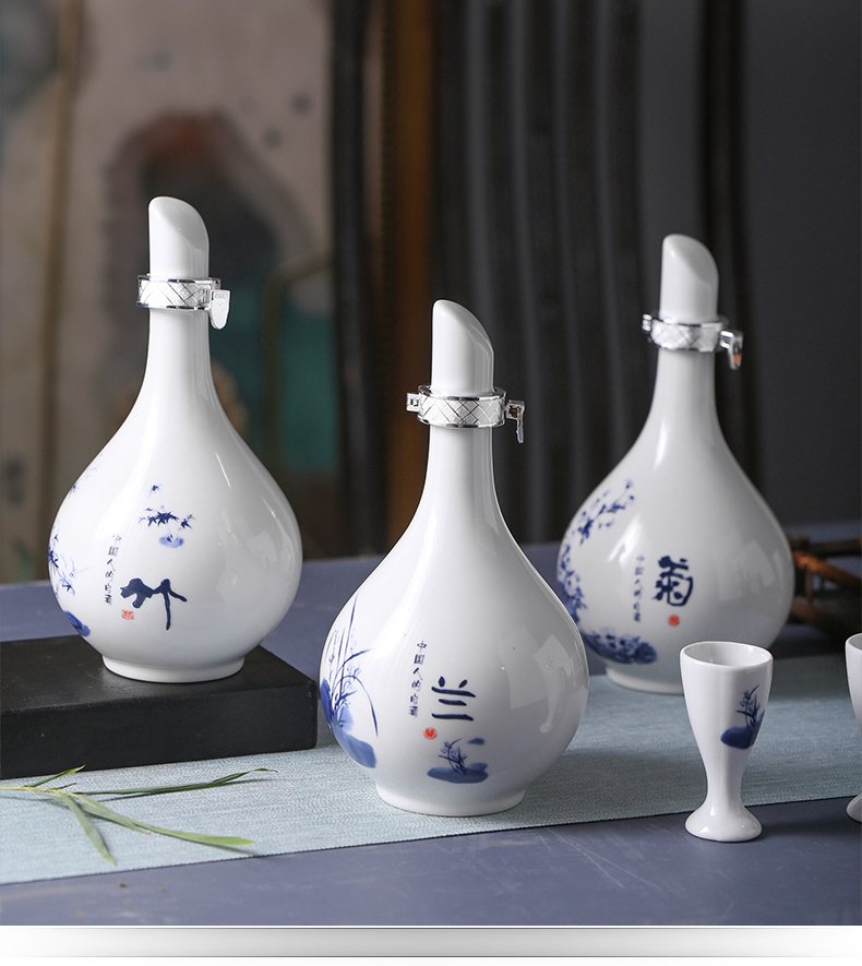 Ceramic bottle 1 kg pack creative gifts sets the empty bottle of household little hip creative wine wine jars