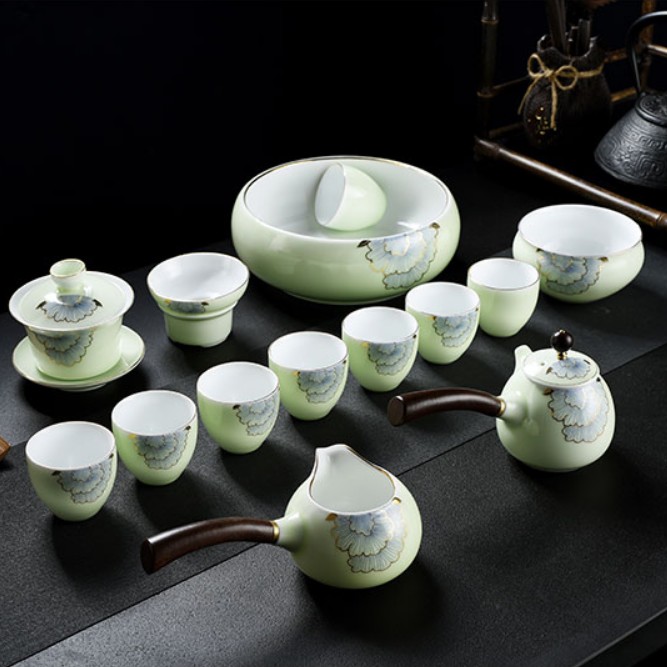 Ya xin longquan celadon is the whole tea set suit household contracted ceramic kung fu tea bags are blue and white porcelain teacup office