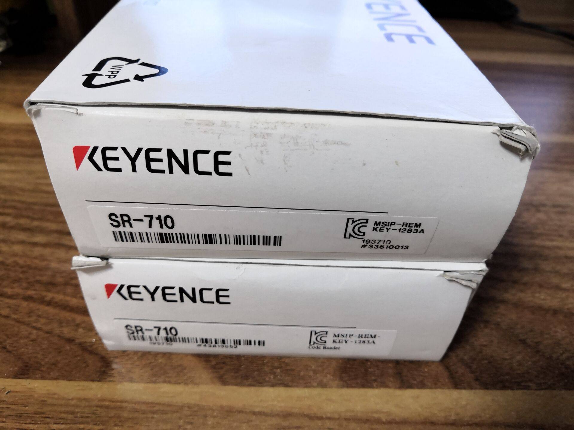 SR-710 Sensor New KEYENCE Kearns SR-710