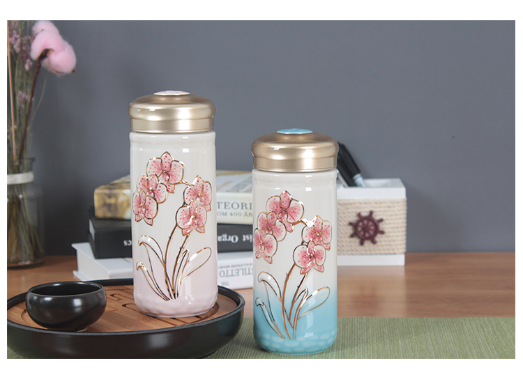 Do Tang Xuan ceramic cup double butterfly orchid 350 ml with gradient plus color and gold with gift box