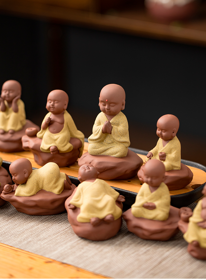 Purple sand tea pet zen kung fu tea accessories small little novice monk monk tea spoil the color sand ceramic tea tea furnishing articles