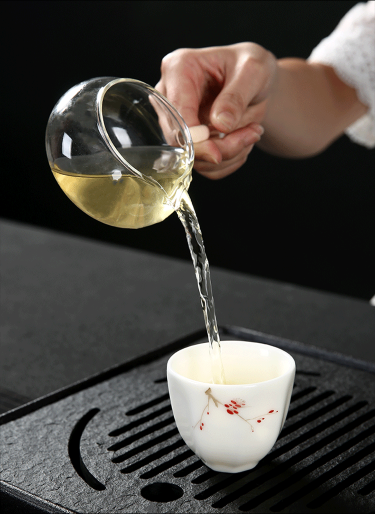 Dehua white porcelain hand - made ceramic cups masters cup kung fu tea tea cup, suet white jade individual sample tea cup