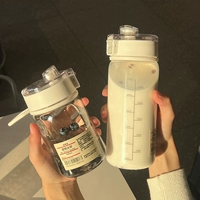 Простая вода -чашка мужчина и женские ученики сопротивляются высокотемпературной портативной портативной бутылке с бутылкой с высокой стоимостью высокой емкости с частями чая пластиковая чашка