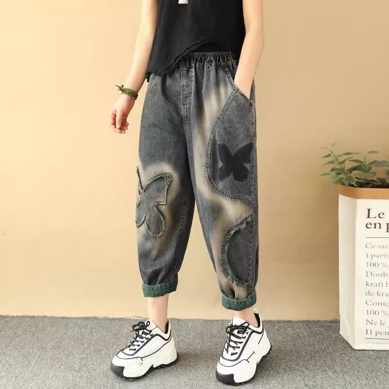 Vintage Four-Leaf Flower Patch Jeans for Women, 2025 Spring and Autumn Style, Loose Fit, Plus Size, Patchwork, Rolled Hem, Cropped Harem Pants