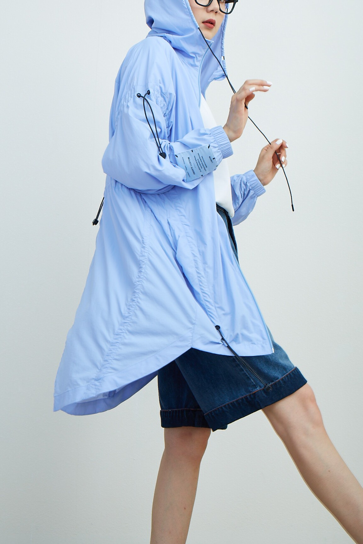 UV sunscreen clothes 2023 new thin thin thin medium - sized ice wire and sunscreen wear women in autumn