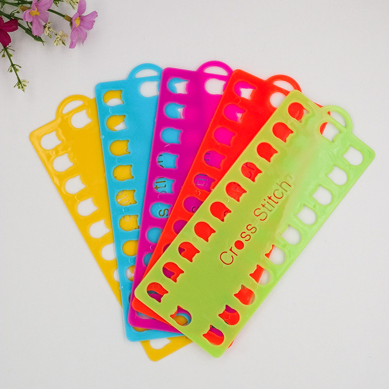 5 pieces of cross-stitch wire-through plate color plastic wire board Su embroidery embroidery special wire wire winding tool