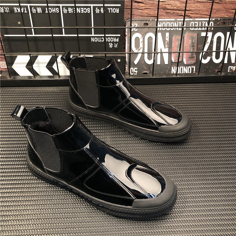 2019 autumn and winter high tube velvet patent leather shoes men's fashion all-match casual shoes vibrato fast hand net red same style