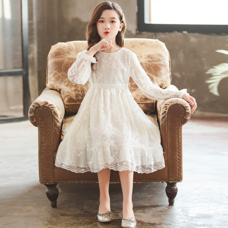 Girls spring and autumn dress 2022 new girl white lace dress skirt in the big child long-sleeved princess dress Western style