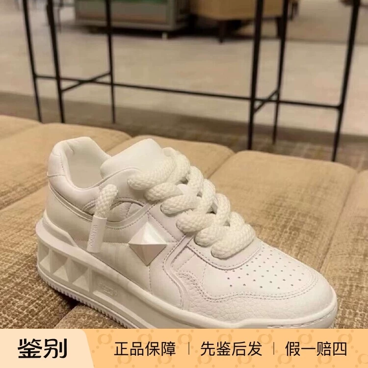 Официальная покупка Valentino/Valentino 23 осень-зима новая стиль белые заклепки толстой подошвы обувь/повседневная обувь