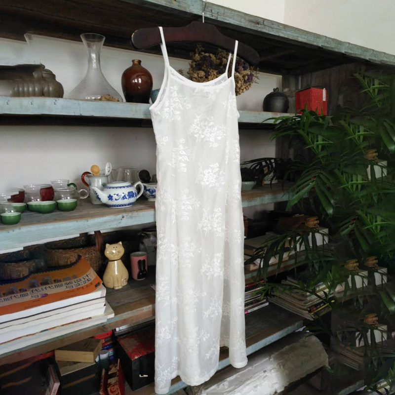 Strangeness flowers open lanflap (both) white inner hitch long dress embroidered pendant with dresses (genuine silk) answer