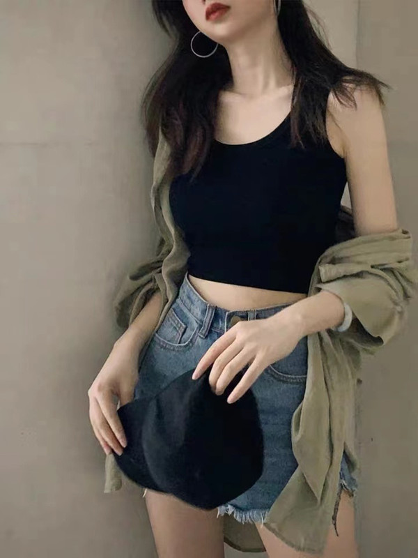 U-Neck White Camisole Short Top for Women, Popular Summer Style for Students, Outerwear T-Shirt, Inner Wear, Beautiful Back Design, Base Layer Top
