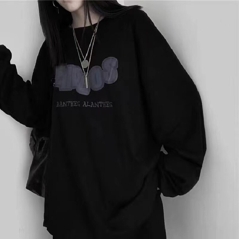White Round-Neck Versatile Long-Sleeve T-Shirt for Women, Loose Fit, Early Autumn Hong Kong Style Chic, Mid-Length, Korean Style Lazy Top