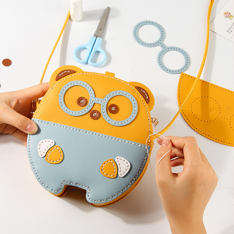 diy material bag handmade gift 2022 new cartoon round bag self-made to send girlfriend woven shoulder messenger bag