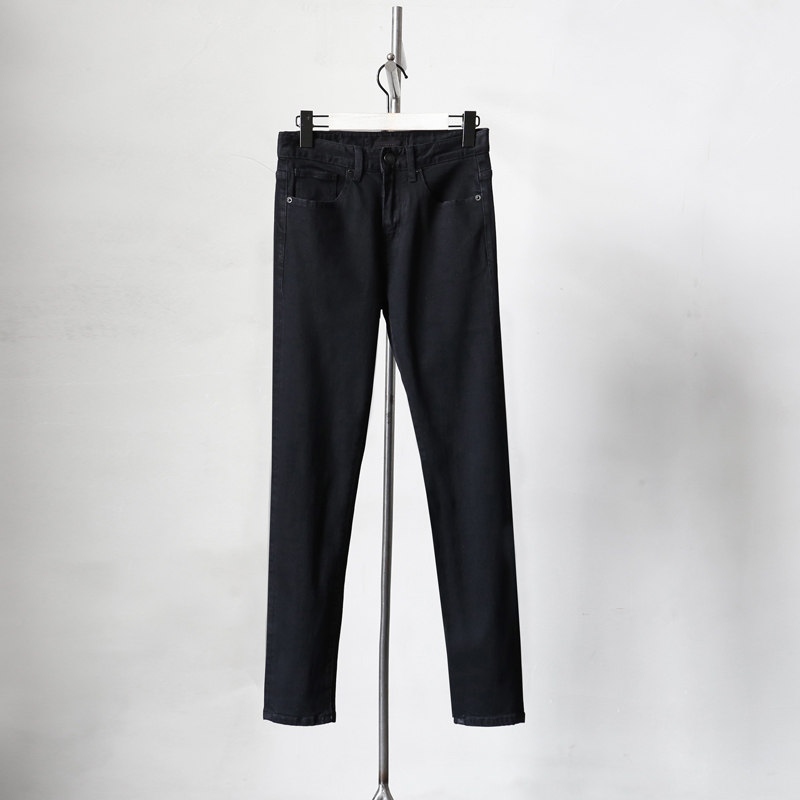 雀斑男装 简约款素色黑修身牛仔长裤