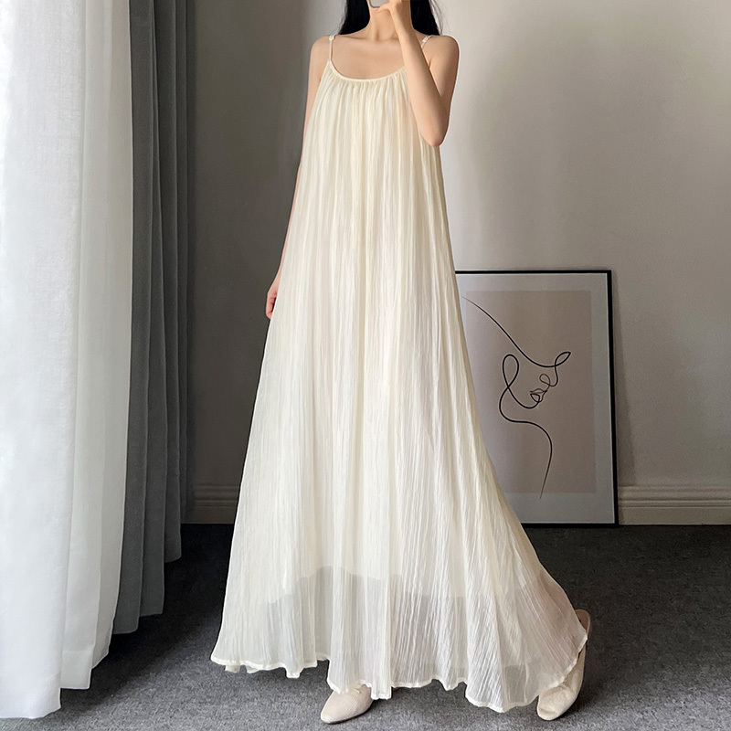 Fairy-Like Fluttering Spaghetti Strap Dress for Women, Summer Extended Length to Ankle, Flowing and Elegant, Cool Style Vacation Dress