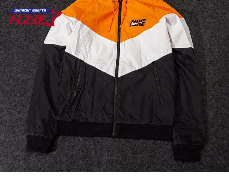 Áo khoác thể thao và giải trí nam NIKE / Nike Windrunner Áo khoác trùm đầu AJ1397-833-010-100