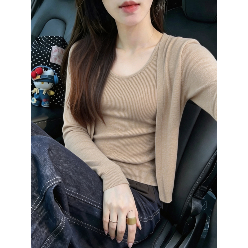 Lazy Style Knitted Cardigan Jacket for Women, Early Autumn Korean Style, Petite Design, Layered Camisole Two-Piece Set