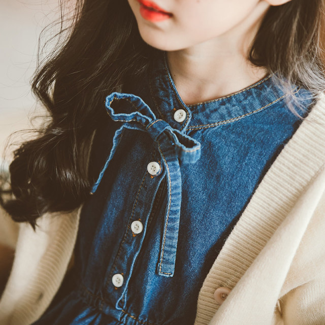 Girls' suit autumn clothes 2022 new Korean version of medium and large children's denim dress foreign style two-piece trendy children's clothing