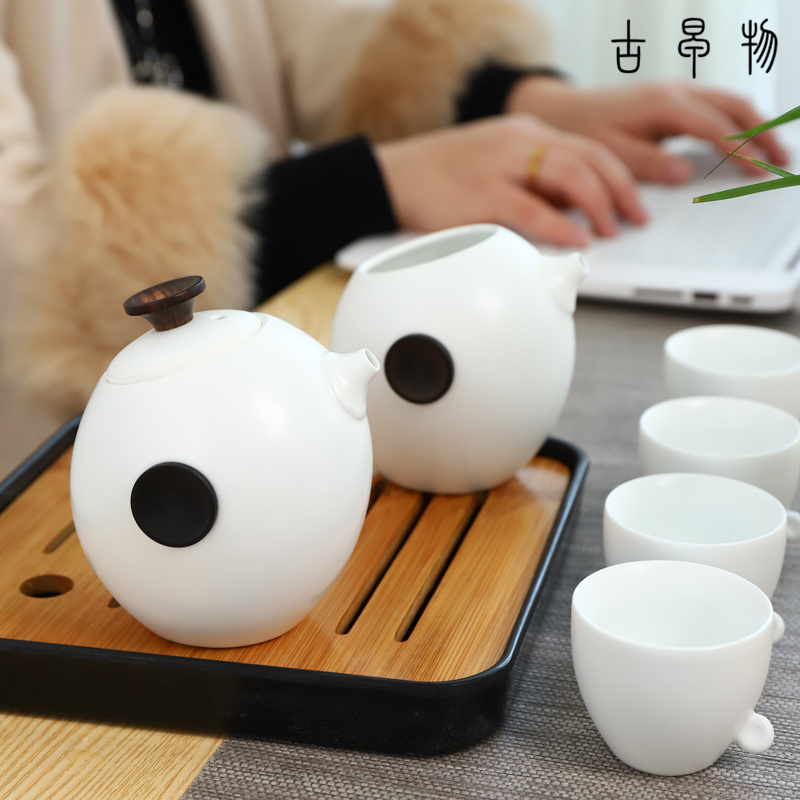 Penguins travel kung fu tea set suit Japanese portable crack teapot household of a complete set of 4 cups of ceramic tea cup