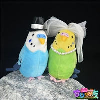 Одна пара свадебных платьев