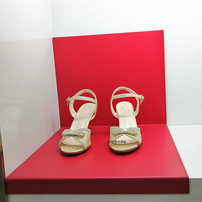 High-grade red shoes display props shoe display bracket shoe display laminate back panel bag PU prop brand