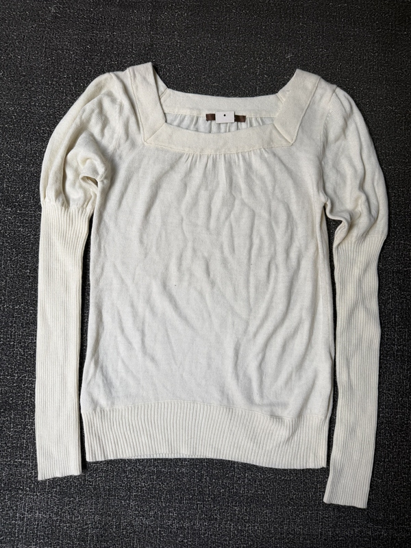 Women's Acrylic Sweater Women's Acrylic Sweater