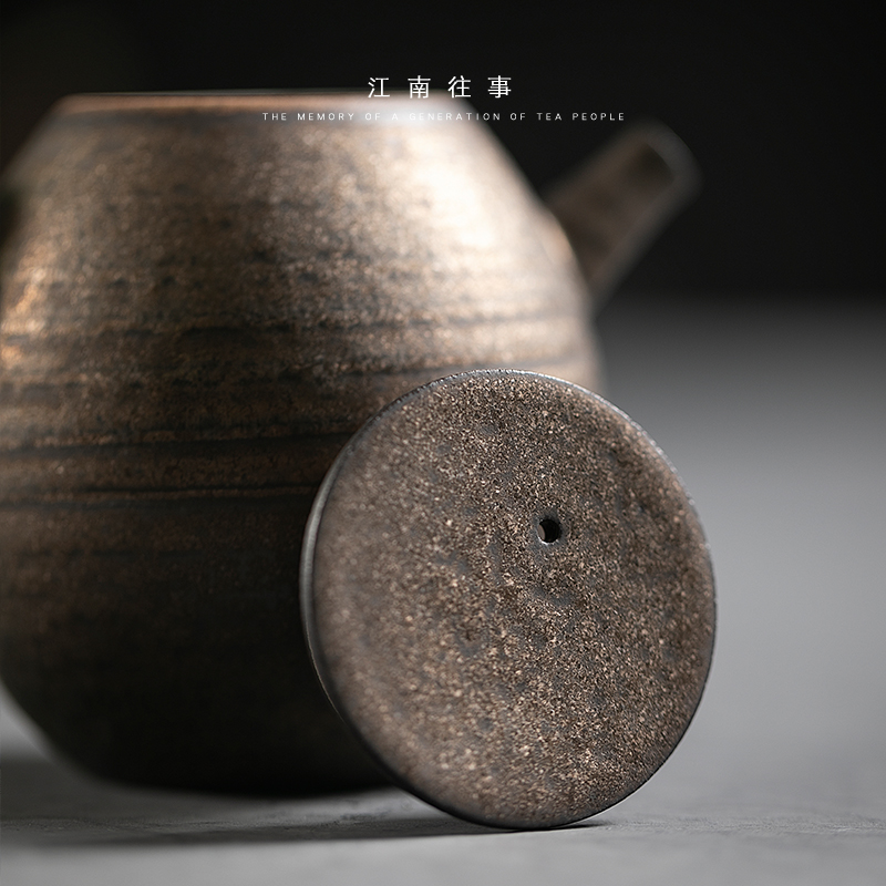 Jiangnan past retro rust glaze is putting pot of household ceramic teapot kung fu tea set single pot of Japanese little teapot