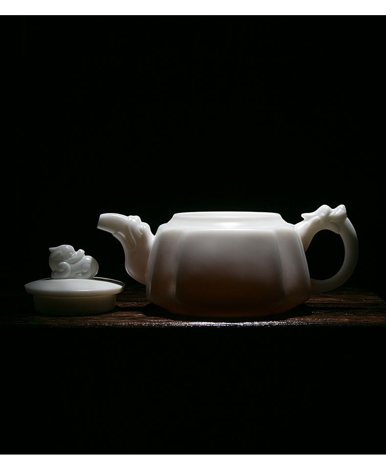 Jiangnan suet jade Chinese white square, past the mythical wild animal kung fu tea pot of household ceramics single pot of white porcelain teapot