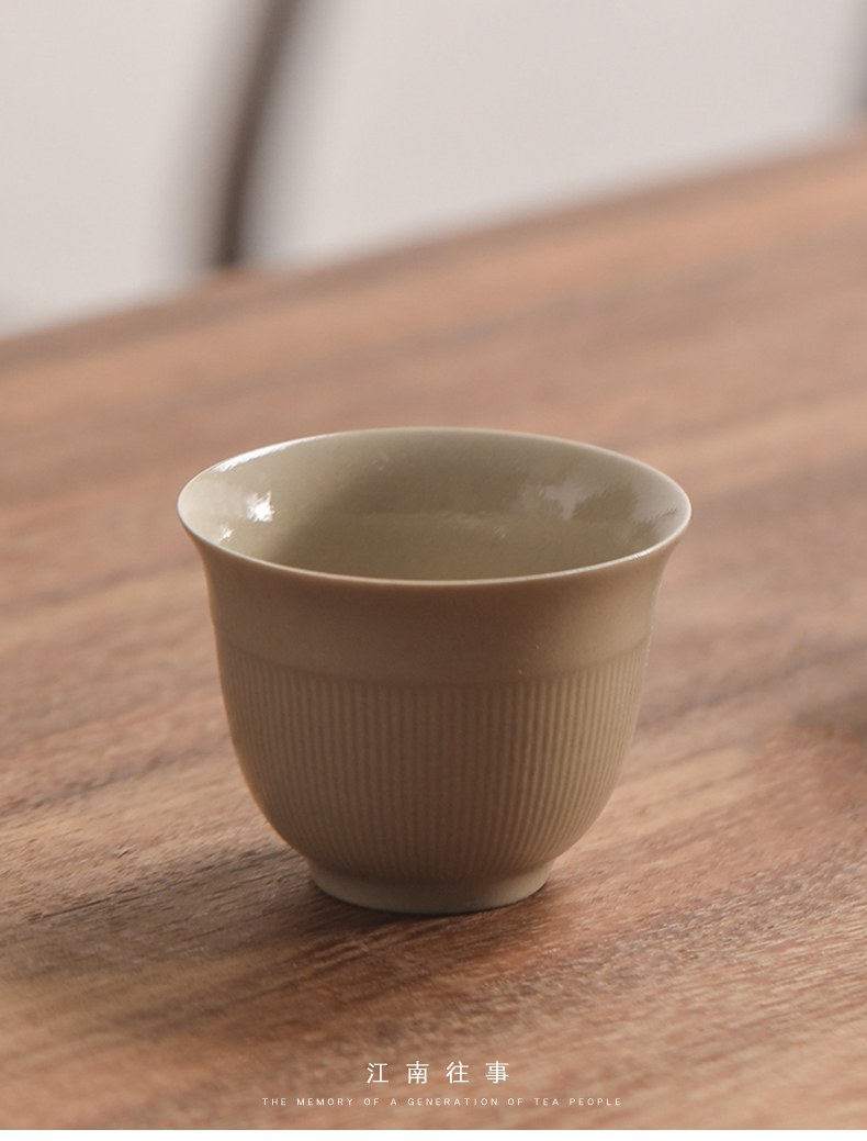 Jiangnan plant ash past small ceramic cups kung fu tea tea sample tea cup single master cup a cup of tea cup