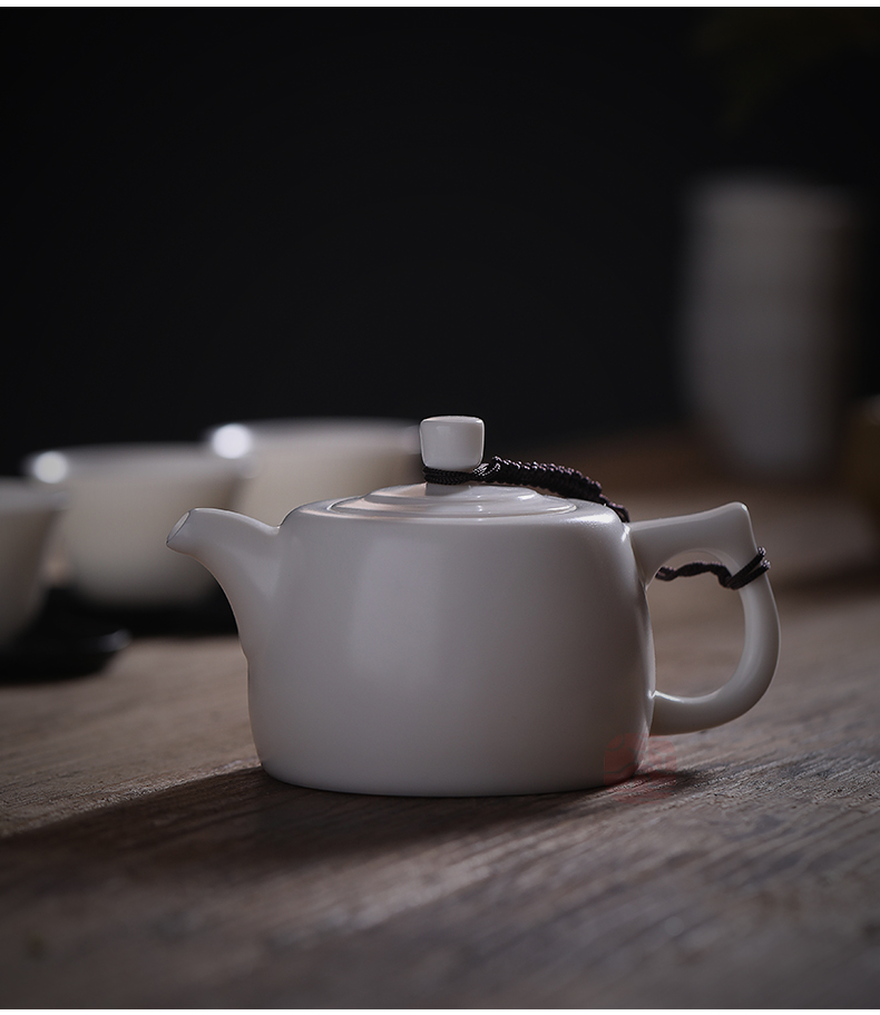 Jiangnan past China white porcelain tea set suit kung fu tea cup tea suet jade teapot 6 people