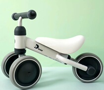 (Physical spot) Japan imported childrens mini learning car baby toddler balance car tricycle 1 year old