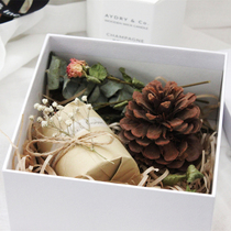 SCENTS l ins Accompanying Gift Return Ceremony Aromatherapy Candle Gift Box Simple Dried Flowers Gift Box