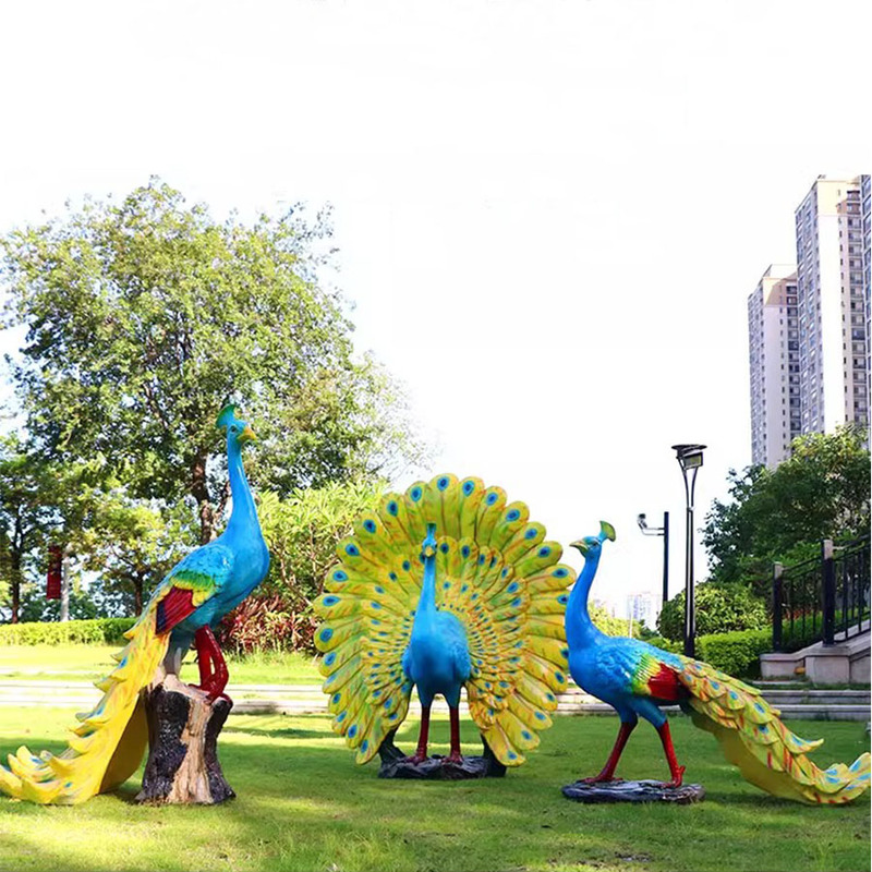 Simulated Peacock Spreading Its Tail Feathers, Fiberglass Luminous Sculpture, Garden Animal Ornaments, Garden Landscape Decoration, Bird Crafts Simulated Peacock Spreading Its Tail Feathers, Fiberglass Luminous Sculpture, Garden Animal Ornaments, Garden Landscape Decoration, Bird Crafts